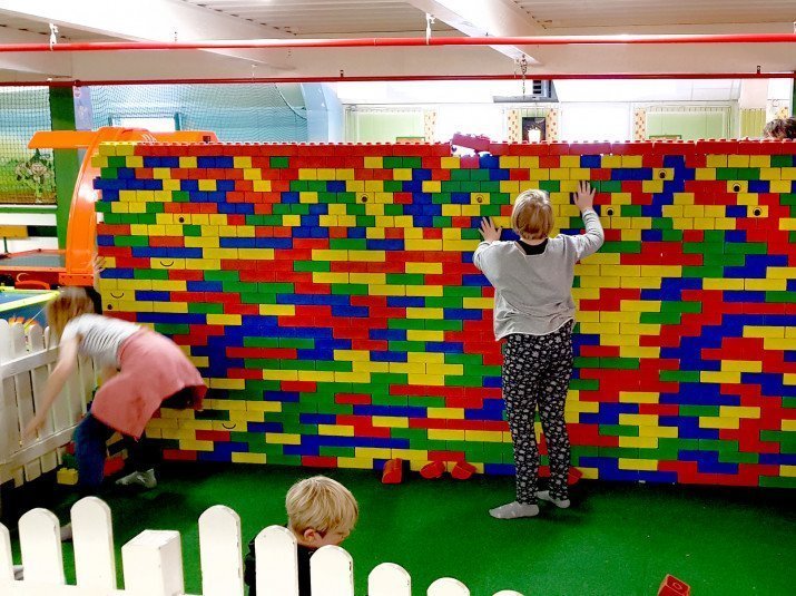 attraktionen legobausteine